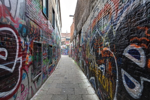 La ruelle aux graffitis - Werregarenstraat 08