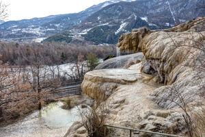 Réotier - Fontaine pétrifiante de Réotier - Hautes Alpes 1