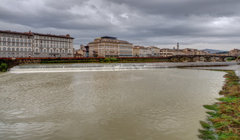 Florence - Vue sur le Ponte Alle Grazie 01