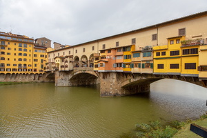 Florence - Vue sur le Ponte Vecchio 09