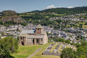 Albepierre-Bredons - Eglise Saint-Pierre de Bredons - Cantal 1