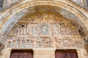 Conques-en-Rouergue - Le tympan de l'Abbatiale Sainte-Foy - Aveyron