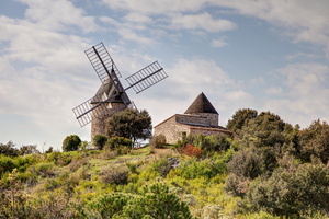 Faugères - Moulins à vent - Hérault 2