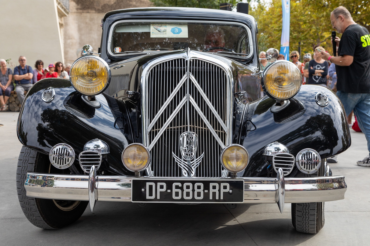 Club Rétro Pouss Auto  06.jpg