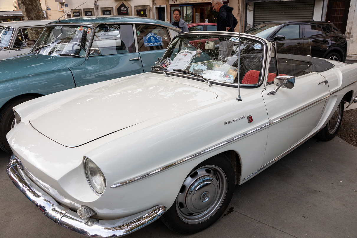 Club Rétro Pouss Auto  53.jpg